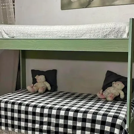 House Maximum * Nápoly